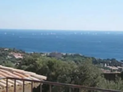 Villa Le Sud Les Issambres Guest house